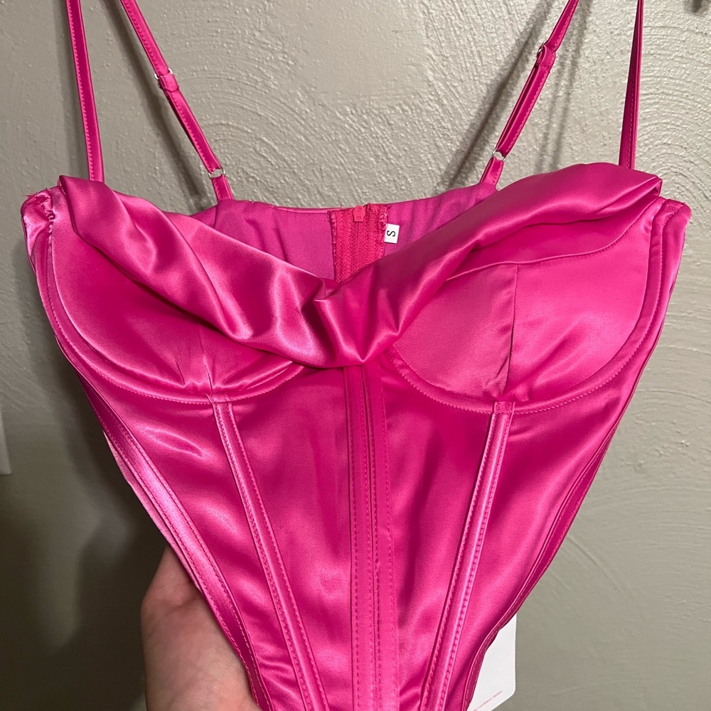 Size small corset hot pink top.